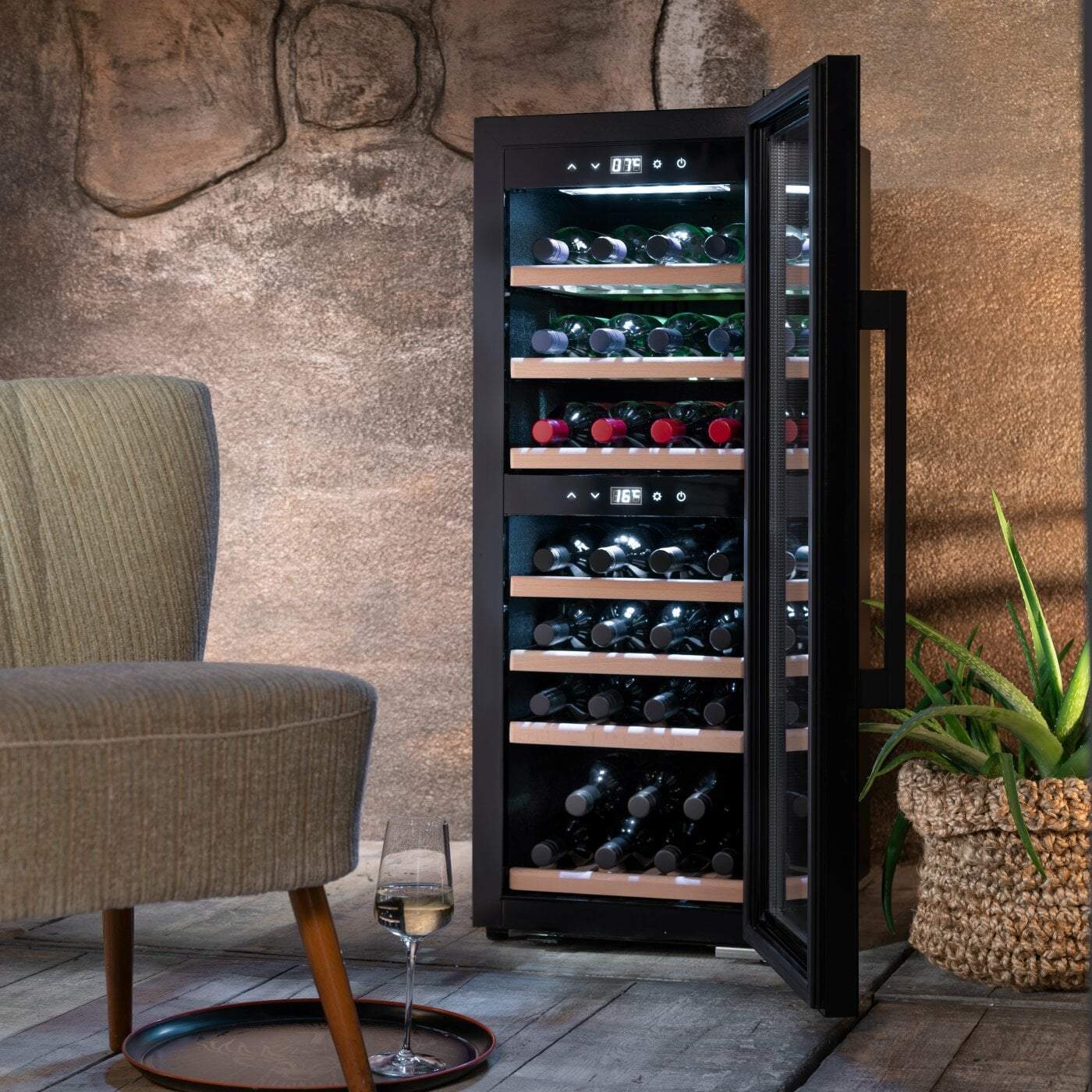 CASO WineExclusive 38 Smart Dual Zone Freestanding Wine Cabinet - 38 Bottles - Black - winestorageuk